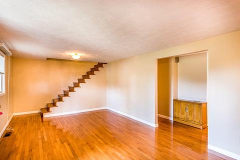 416 Oak St, Berea, KY 40403 photo 5