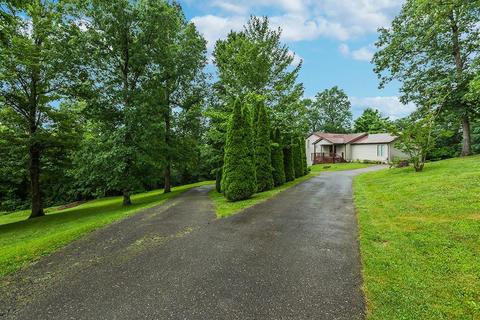 521 Dean Rd, Mckee, KY 40447 photo 3