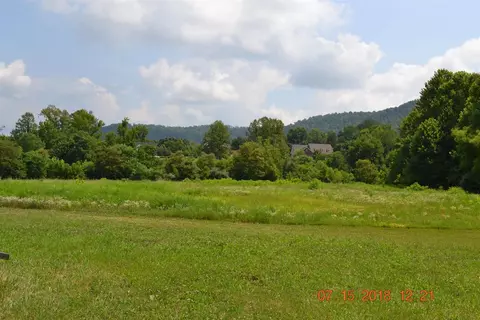5555 NW Highway 25, Williamsburg, KY 40769