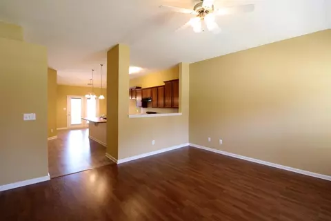 135 Chamberlain Dr, Georgetown, KY 40324 photo 2