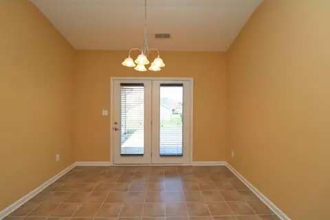 135 Chamberlain Dr, Georgetown, KY 40324 photo 7