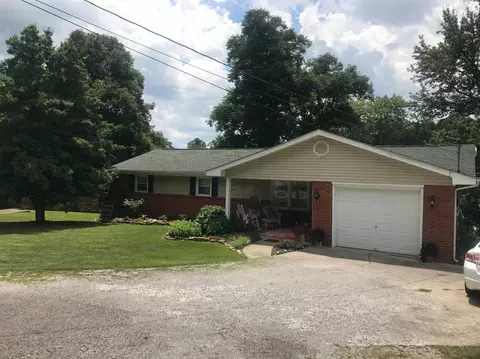 227 Oaklawn Cir, Corbin, KY 40701 photo 2