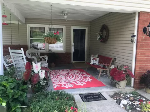 227 Oaklawn Cir, Corbin, KY 40701 photo 3