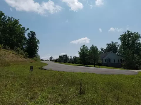 588 Hickory Dr, Morehead, KY 40351 photo 2