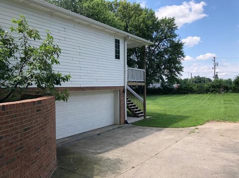 210 W Maple Ave, Lancaster, KY 40444 photo 34