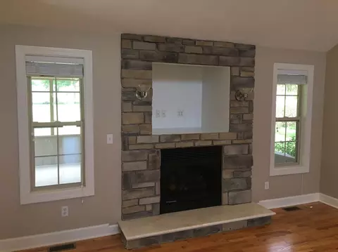 1028 Trevor Dr, Berea, KY 40403 photo 3