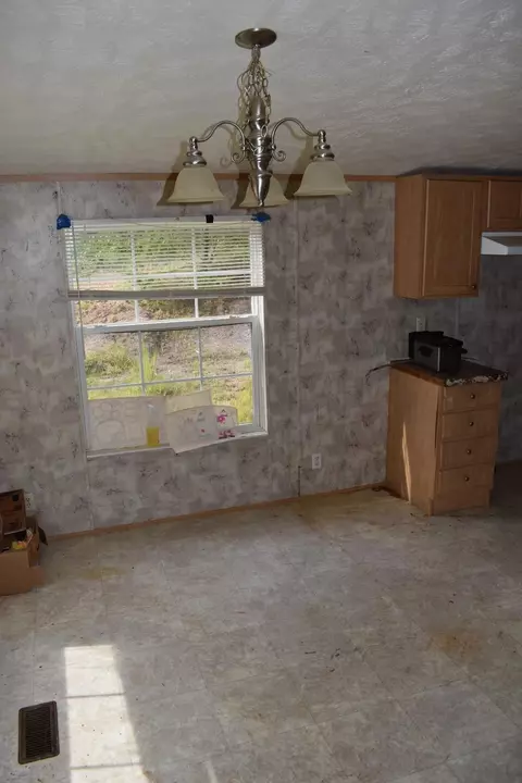 630 Tunnel Cut Loop, Morehead, KY 40351 photo 19