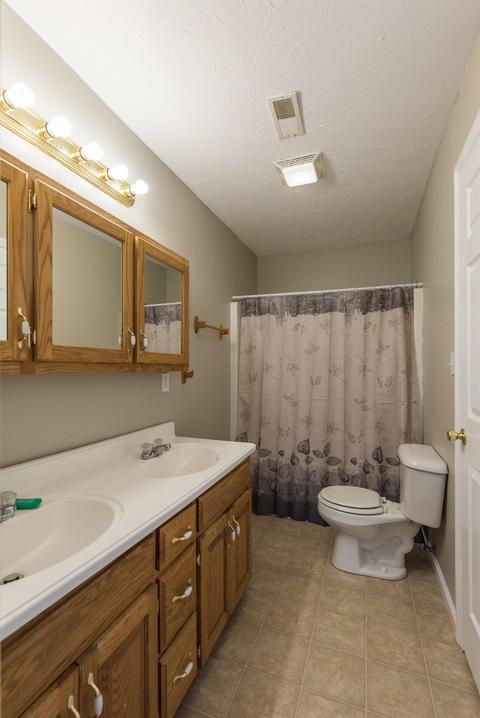 836 Dreyfus, Berea, KY 40403 photo 16