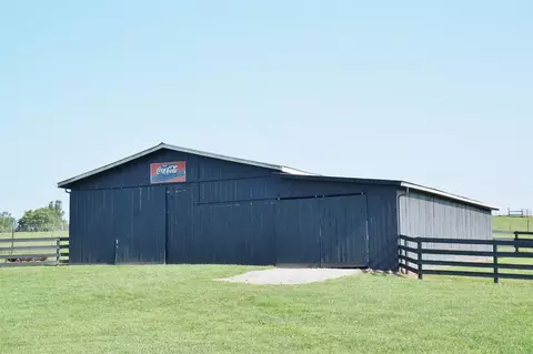 733 Richmond Road Loop 1, Lancaster, KY 40444 photo 3