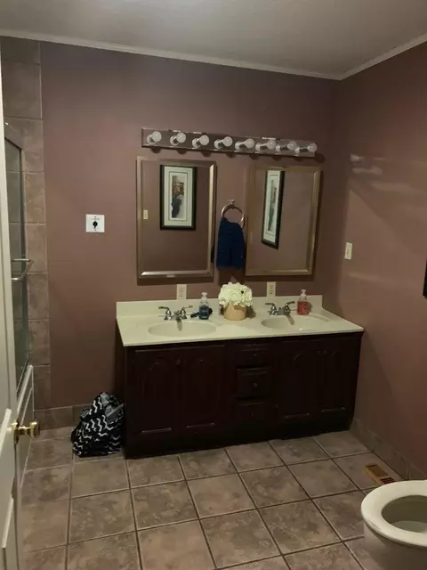 505 Roy Kidd Ave, Corbin, KY 40701 photo 8