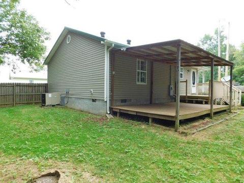 70 Baker Dr, Stanton, KY 40380 photo 4