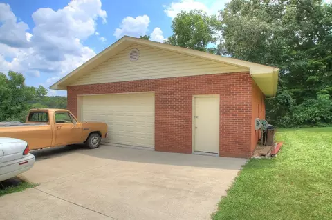 909 Crest St, Corbin, KY 40701 photo 18