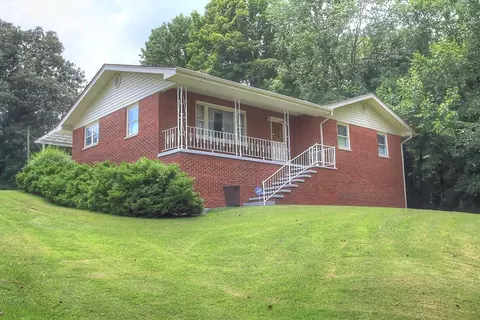 909 Crest St, Corbin, KY 40701 photo 1