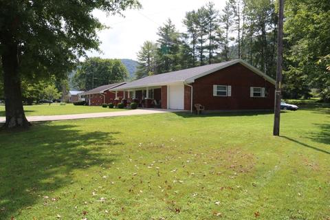 665 E College Ave, Stanton, KY 40380 photo 6