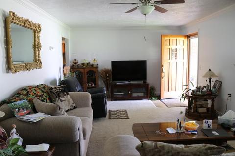 665 E College Ave, Stanton, KY 40380 photo 26