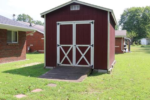 665 E College Ave, Stanton, KY 40380 photo 14