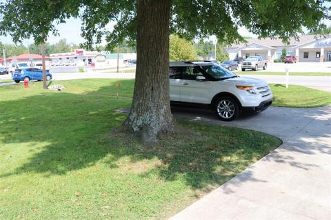 665 E College Ave, Stanton, KY 40380 photo 8