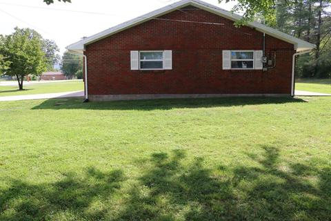 665 E College Ave, Stanton, KY 40380 photo 9