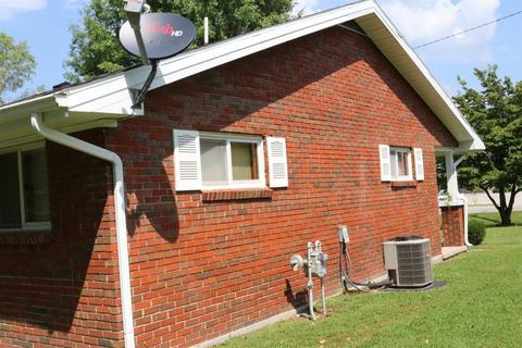 665 E College Ave, Stanton, KY 40380 photo 15