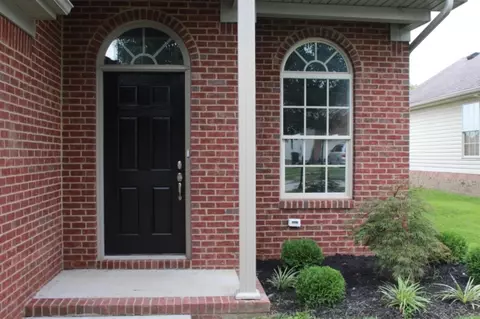107 Back Stretch Dr, Georgetown, KY 40324 photo 2