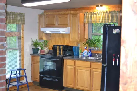 80 Taylor Rd, Flat Lick, KY 40935 photo 7