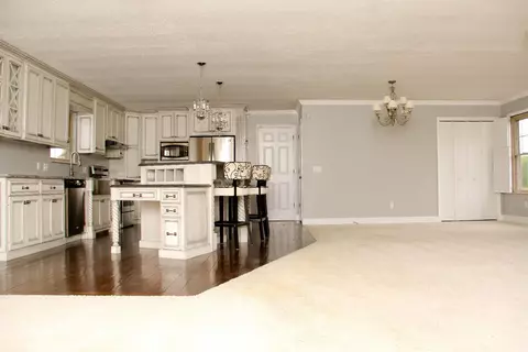 7260 E Bend Rd, Burlington, KY 41005 photo 8