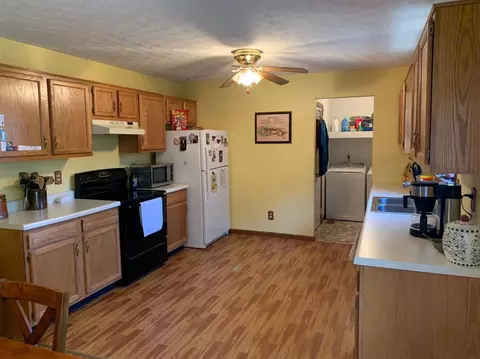 55 Shannon Dr, Corbin, KY 40701 photo 4