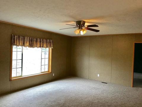 128 Avis Dr, Grayson, KY 41143 photo 6