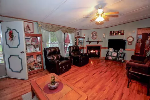 458 State Highway 233, Corbin, KY 40734 photo 4