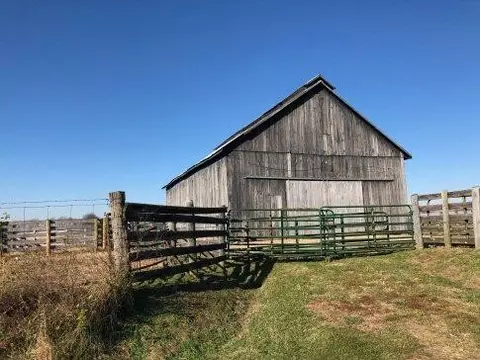 627 Highbridge Rd, Lancaster, KY 40444 photo 3