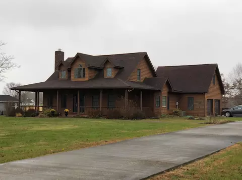 585 Eagle Dr, Morehead, KY 40351 photo 2