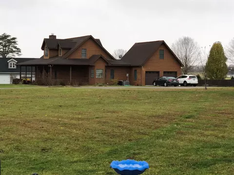 585 Eagle Dr, Morehead, KY 40351 photo 4