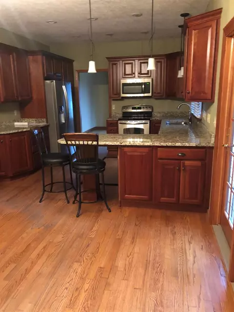585 Eagle Dr, Morehead, KY 40351 photo 3