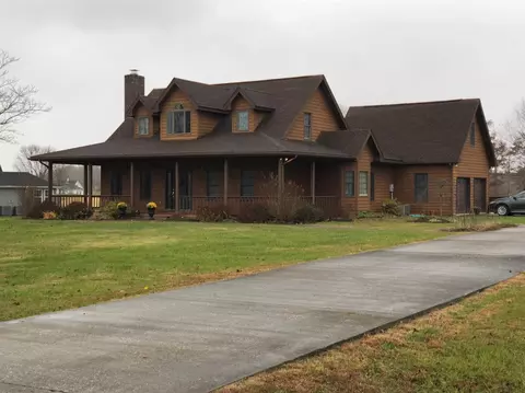 585 Eagle Dr, Morehead, KY 40351 photo 1