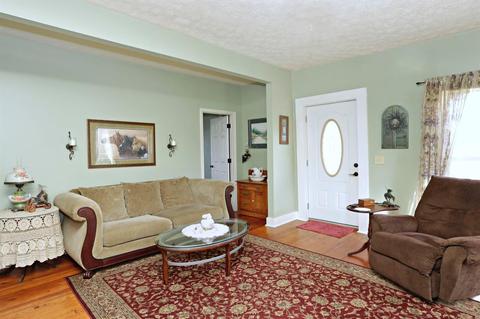 412 Main St, Salvisa, KY 40372 photo 4
