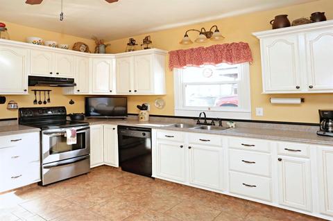 412 Main St, Salvisa, KY 40372 photo 8