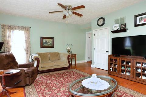 412 Main St, Salvisa, KY 40372 photo 3