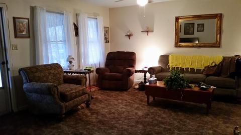 206 Gregory St, Berea, KY 40403 photo 4