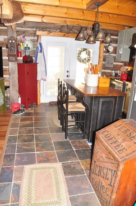 379 Beech Grove Rd, Jackson, KY 41339 photo 6