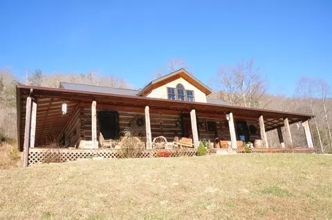 379 Beech Grove Rd, Jackson, KY 41339 photo 2