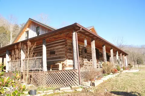 379 Beech Grove Rd, Jackson, KY 41339 photo 3