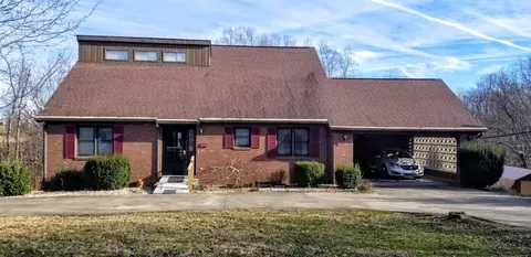 209 E Barbourville St, Corbin, KY 40701 photo 3