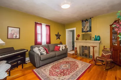 604 E Main St, Danville, KY 40422 photo 4