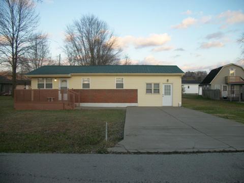 52 Derickson Ln, Stanton, KY 40380 photo 2