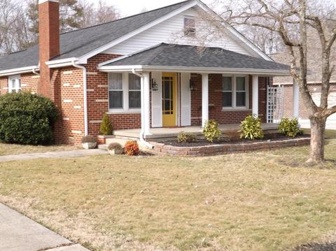 1100 Meadow Ln, Corbin, KY 40701 photo 1