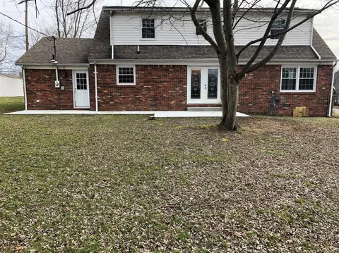 111 Summitt Dr, Morehead, KY 40351 photo 3