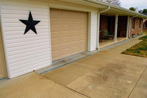 519 Riverview Dr, Stanton, KY 40380 photo 4
