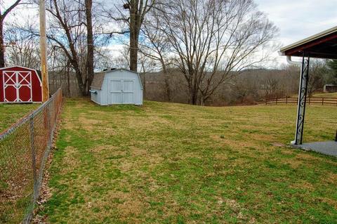 519 Riverview Dr, Stanton, KY 40380 photo 5