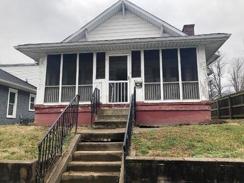 708 Third St, Henderson, KY 42420 photo 1