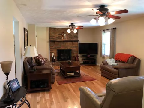 316 Meadowbrook Dr, Corbin, KY 40701 photo 3
